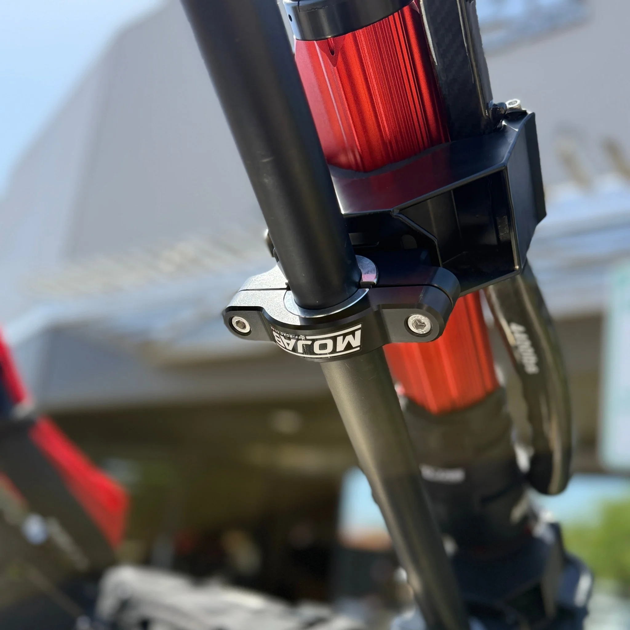 CarbonPro Compact Hydraulic Jack with Mounting Clamps MLH 32'' - Image 15